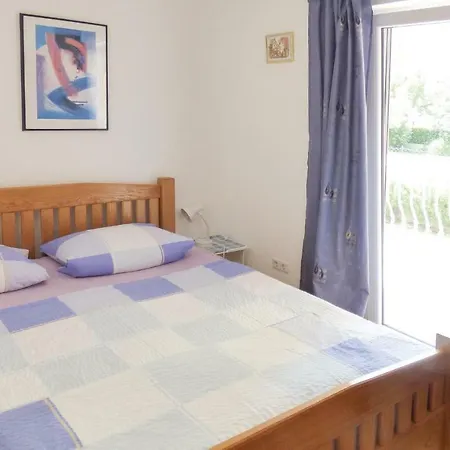 Two-bedroom In Apartamento Poreč