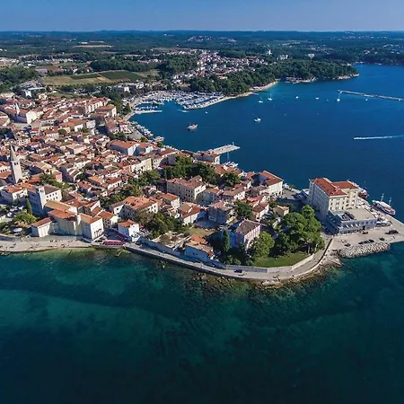 Two-bedroom In Poreč