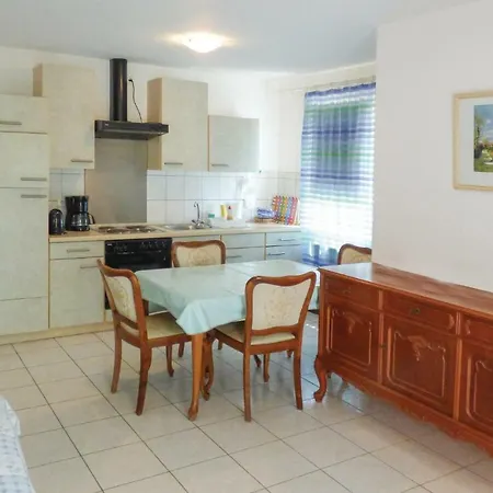 Two-bedroom In Apartman *